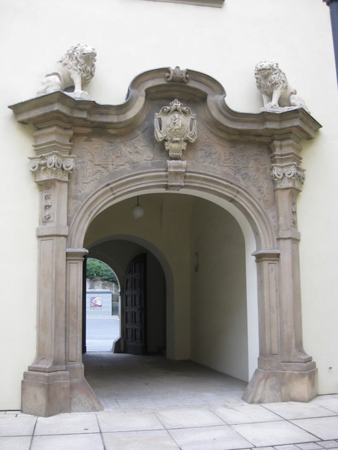 old-gate